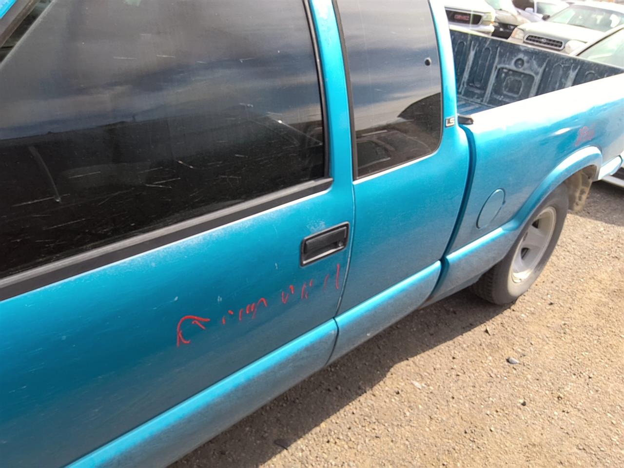 https://f005.backblazeb2.com/file/img-partshotlines-com/Inventory/SW52/Vehicle/22188_11.jpg