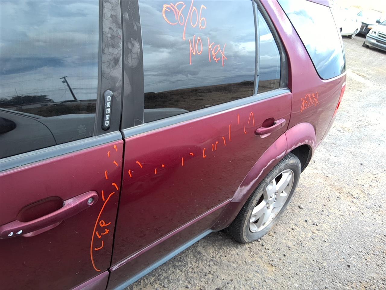 https://f005.backblazeb2.com/file/img-partshotlines-com/Inventory/SW52/Vehicle/22204_11.jpg