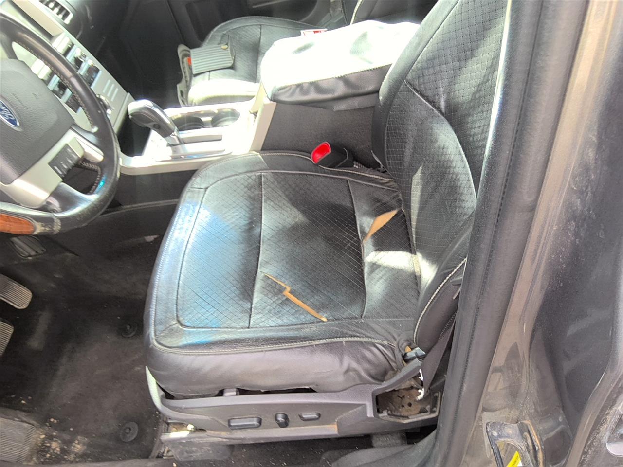 https://f005.backblazeb2.com/file/img-partshotlines-com/Inventory/SW52/Vehicle/22209_03.jpg