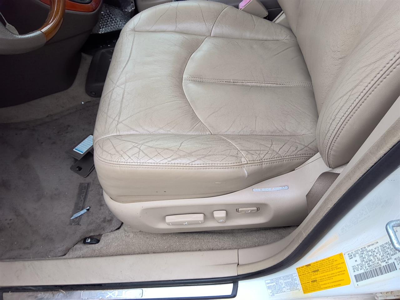 https://f005.backblazeb2.com/file/img-partshotlines-com/Inventory/SW52/Vehicle/22231_03.jpg