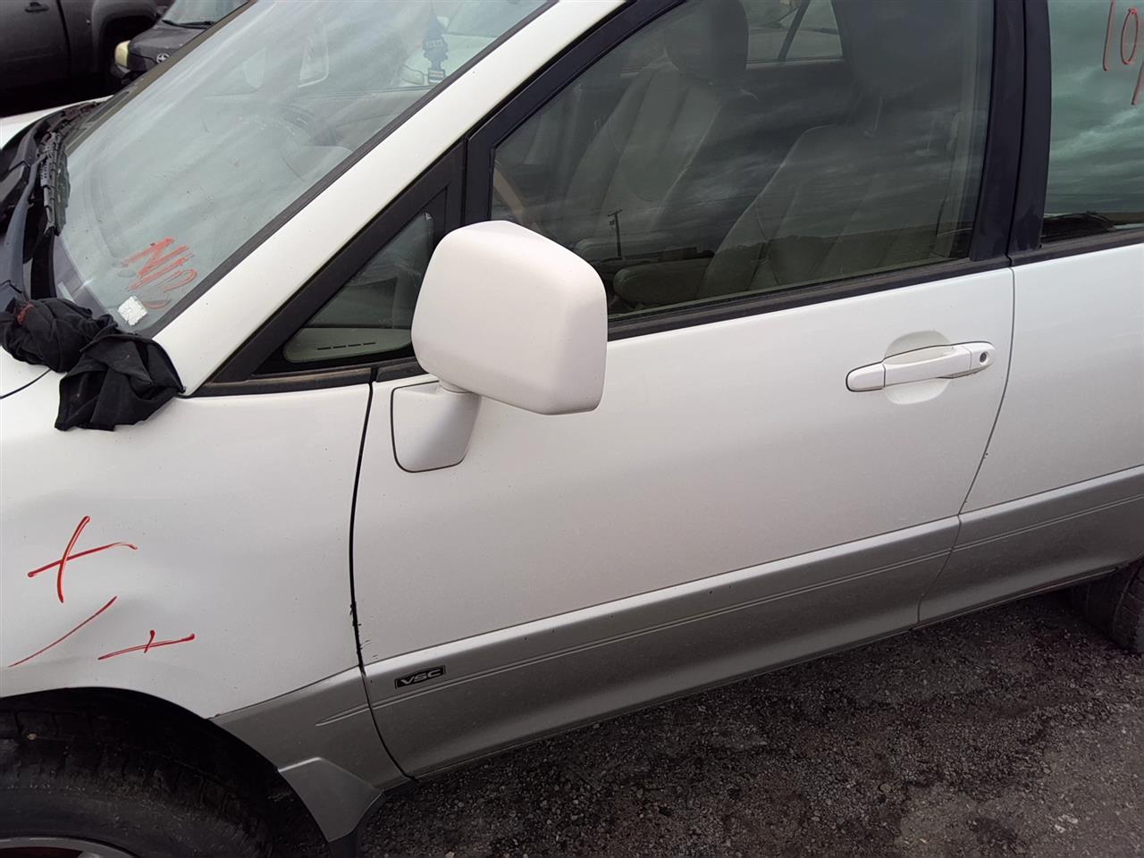 https://f005.backblazeb2.com/file/img-partshotlines-com/Inventory/SW52/Vehicle/22231_10.jpg