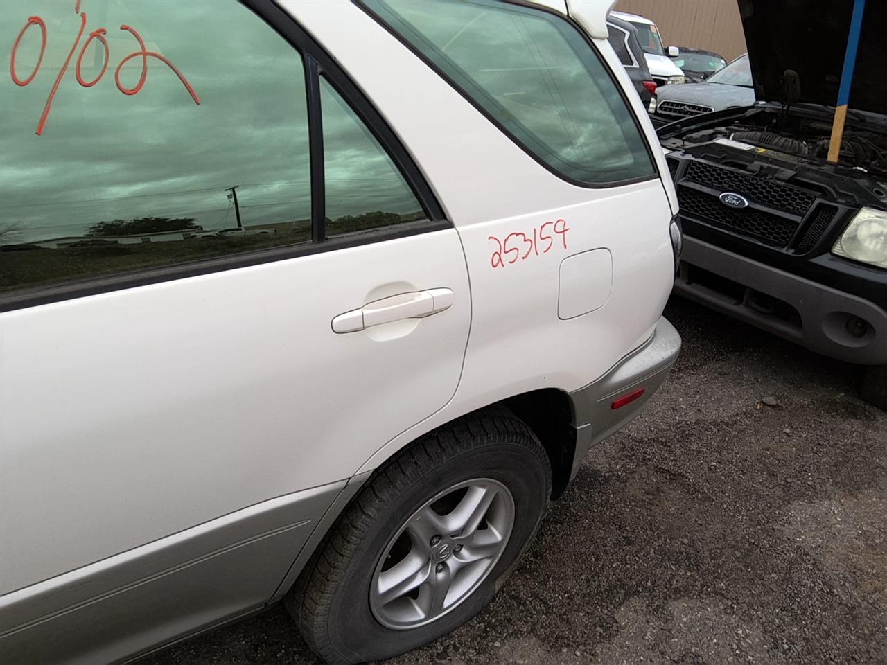 https://f005.backblazeb2.com/file/img-partshotlines-com/Inventory/SW52/Vehicle/22231_12.jpg