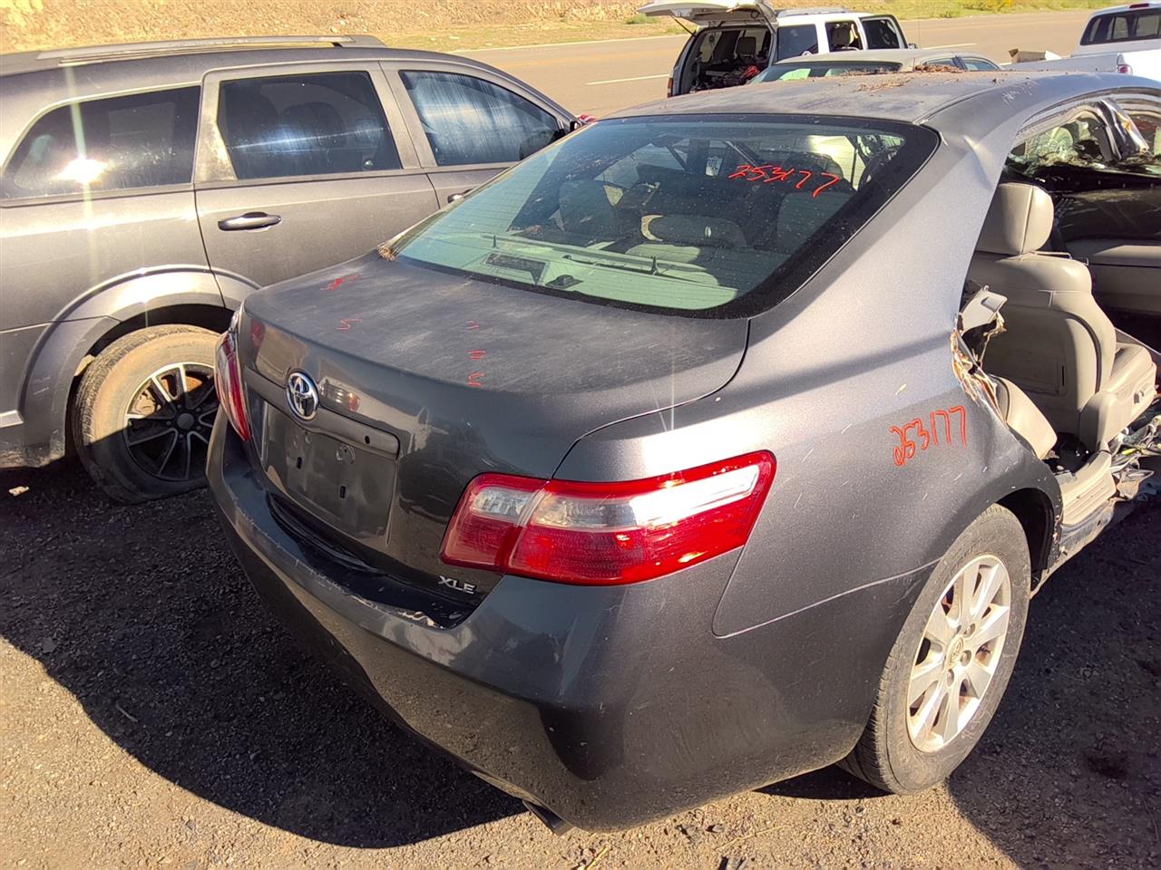 https://f005.backblazeb2.com/file/img-partshotlines-com/Inventory/SW52/Vehicle/22249_10.jpg