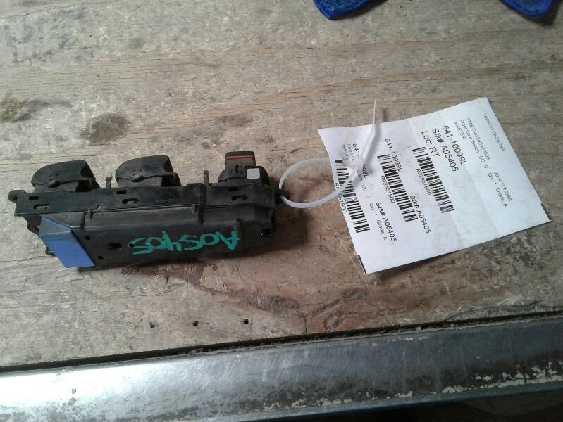 https://f005.backblazeb2.com/file/img-partshotlines-com/Inventory/SW91/Inventory/2851500_02.jpg