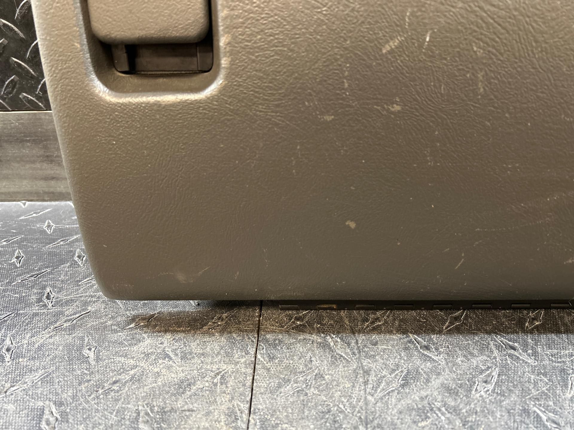 https://f005.backblazeb2.com/file/img-partshotlines-com/Inventory/WR47/2025/2C0618/4BA40F9F8EE448158E854DC9AD546FAE006.jpg