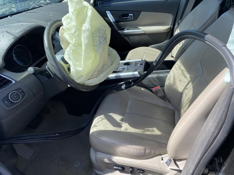 Vehicle/102_09.jpg