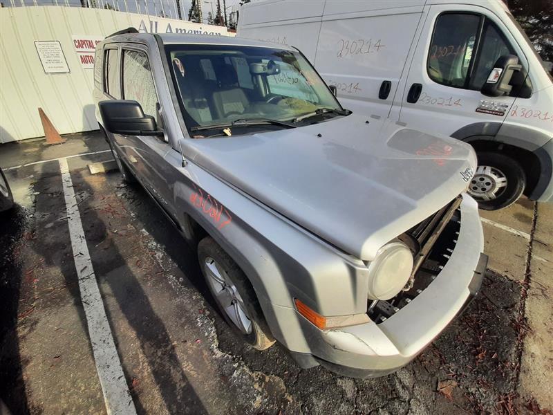 Vehicle/1045_03.jpg