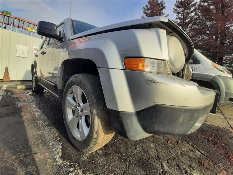 Vehicle/1045_06.jpg