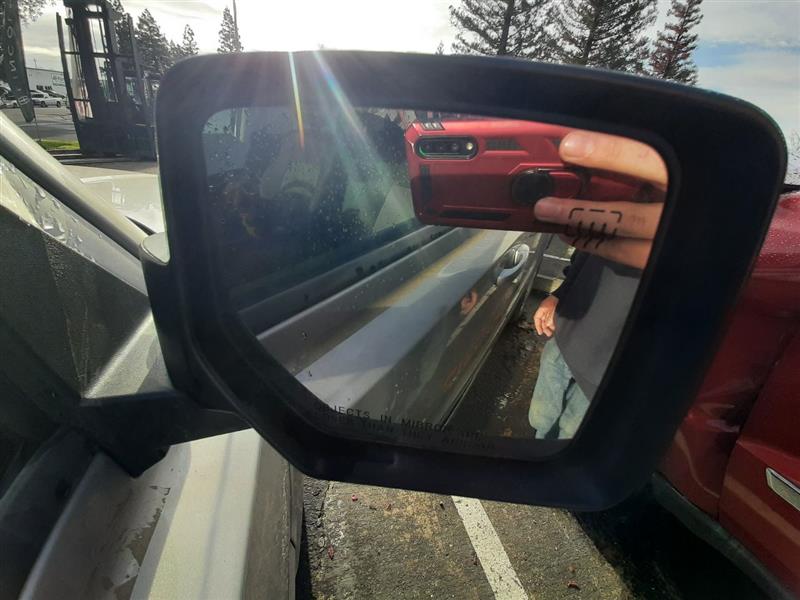 Vehicle/1045_09.jpg