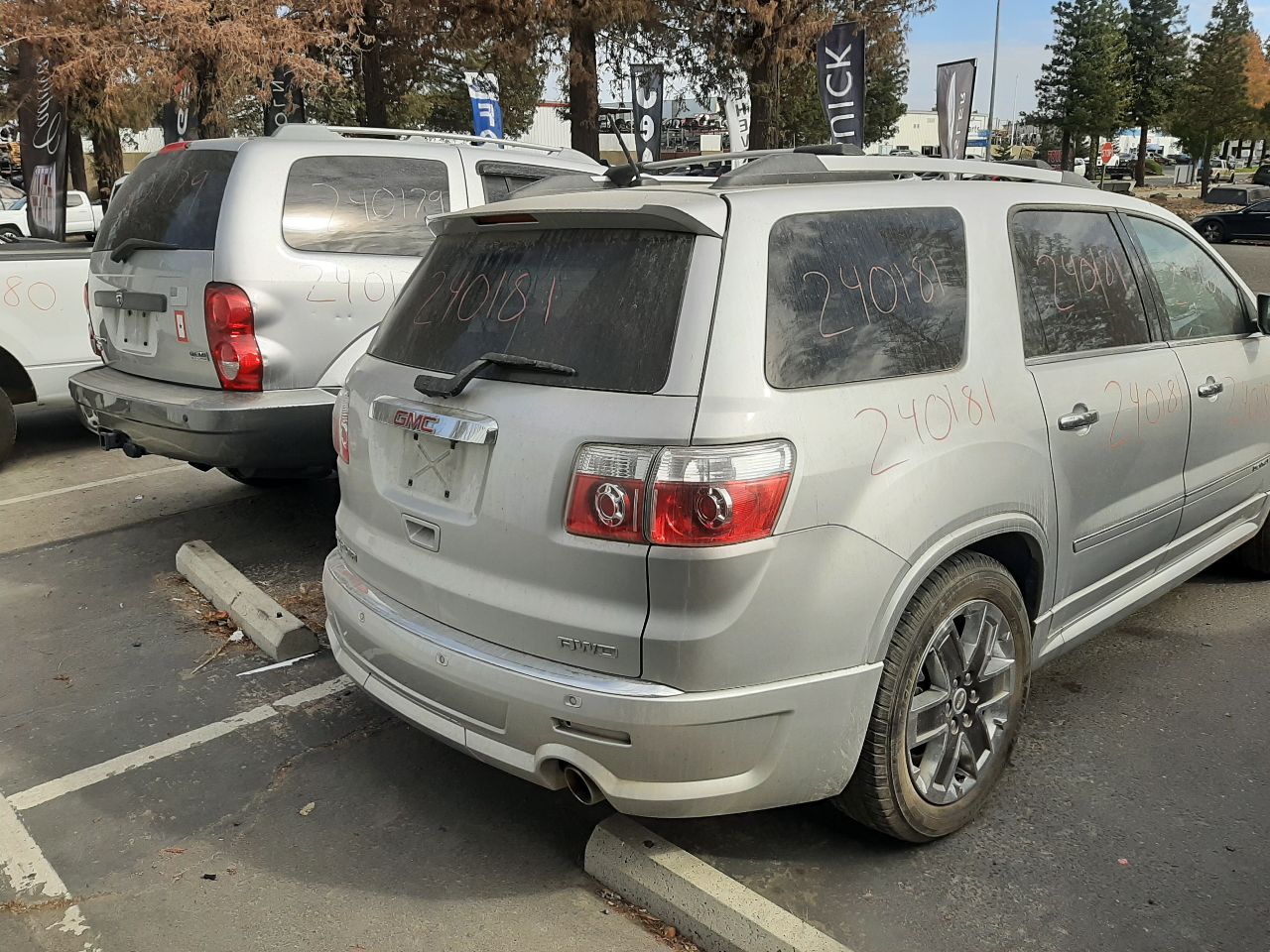 Vehicle/1249_08.jpg