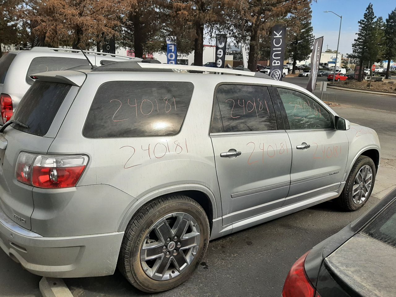 Vehicle/1249_09.jpg