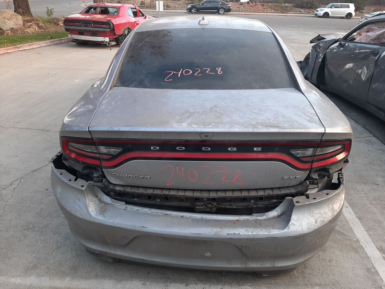 Vehicle/1296_06.jpg