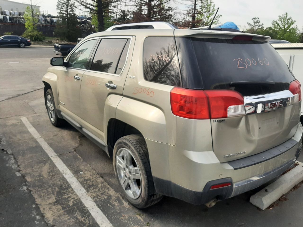 Vehicle/1368_05.jpg