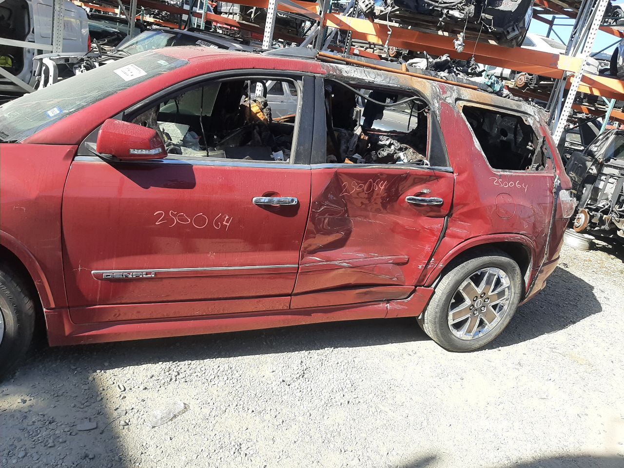 Vehicle/1372_04.jpg
