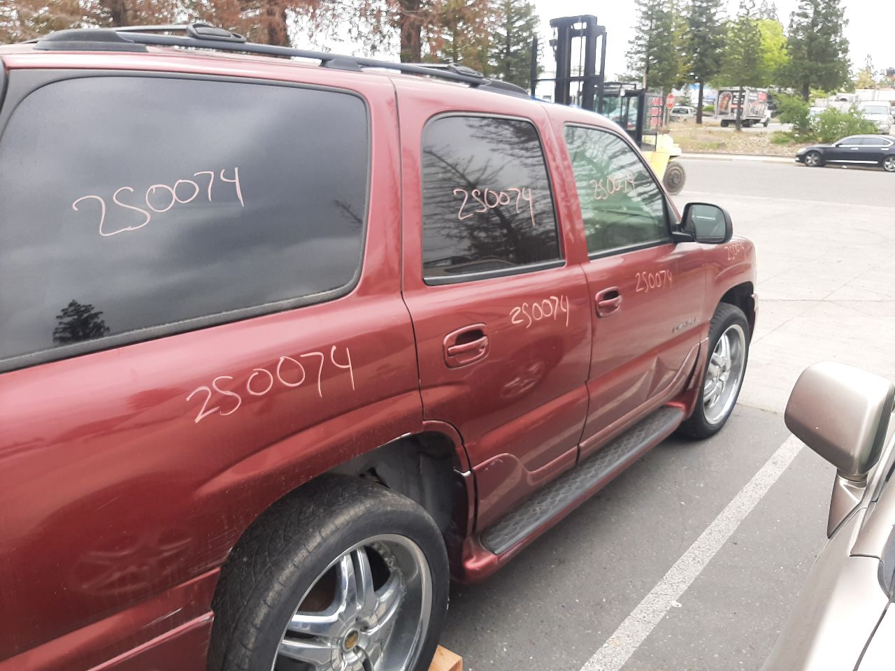 Vehicle/1382_08.jpg