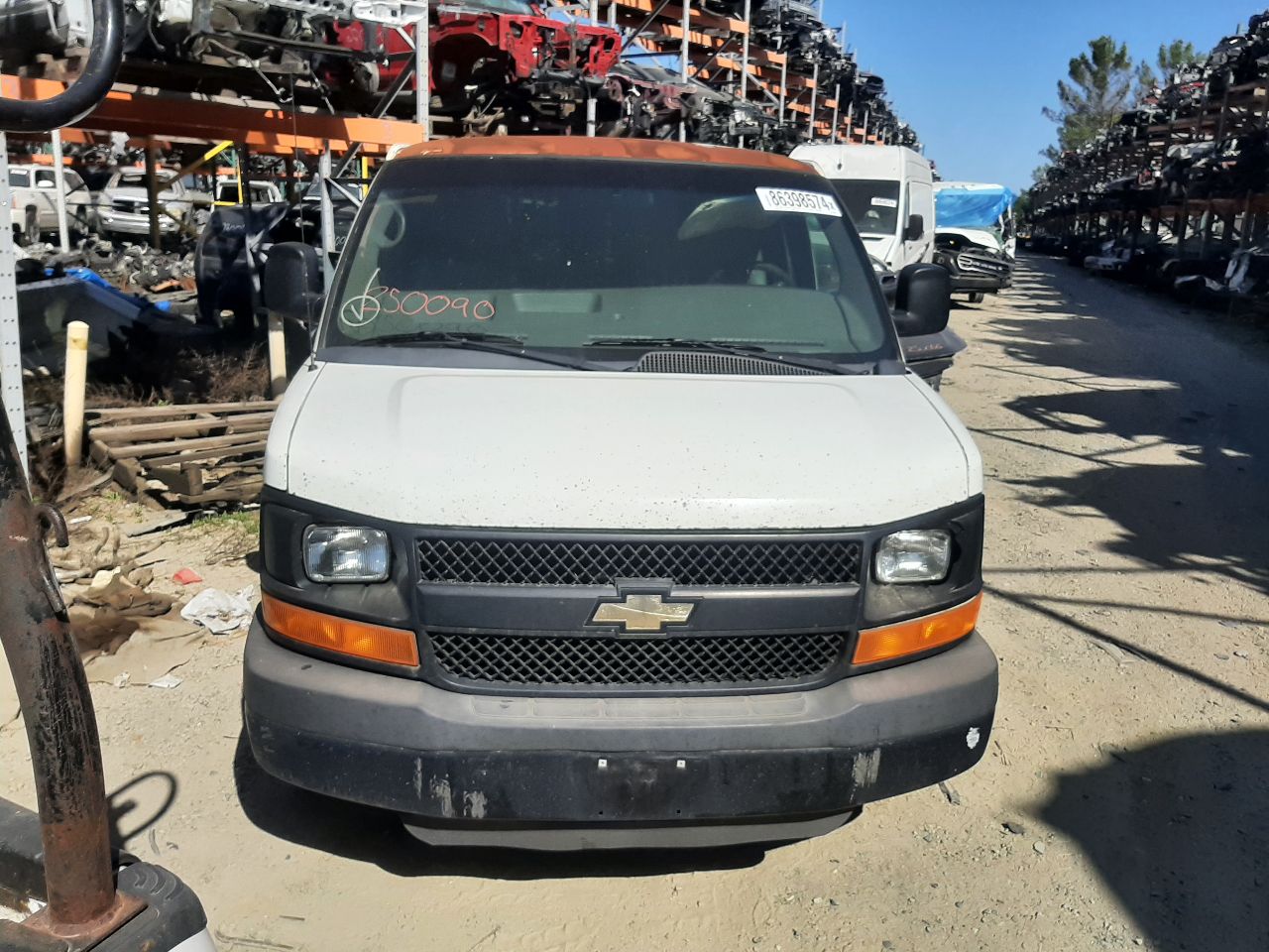 Vehicle/1398_70.jpg