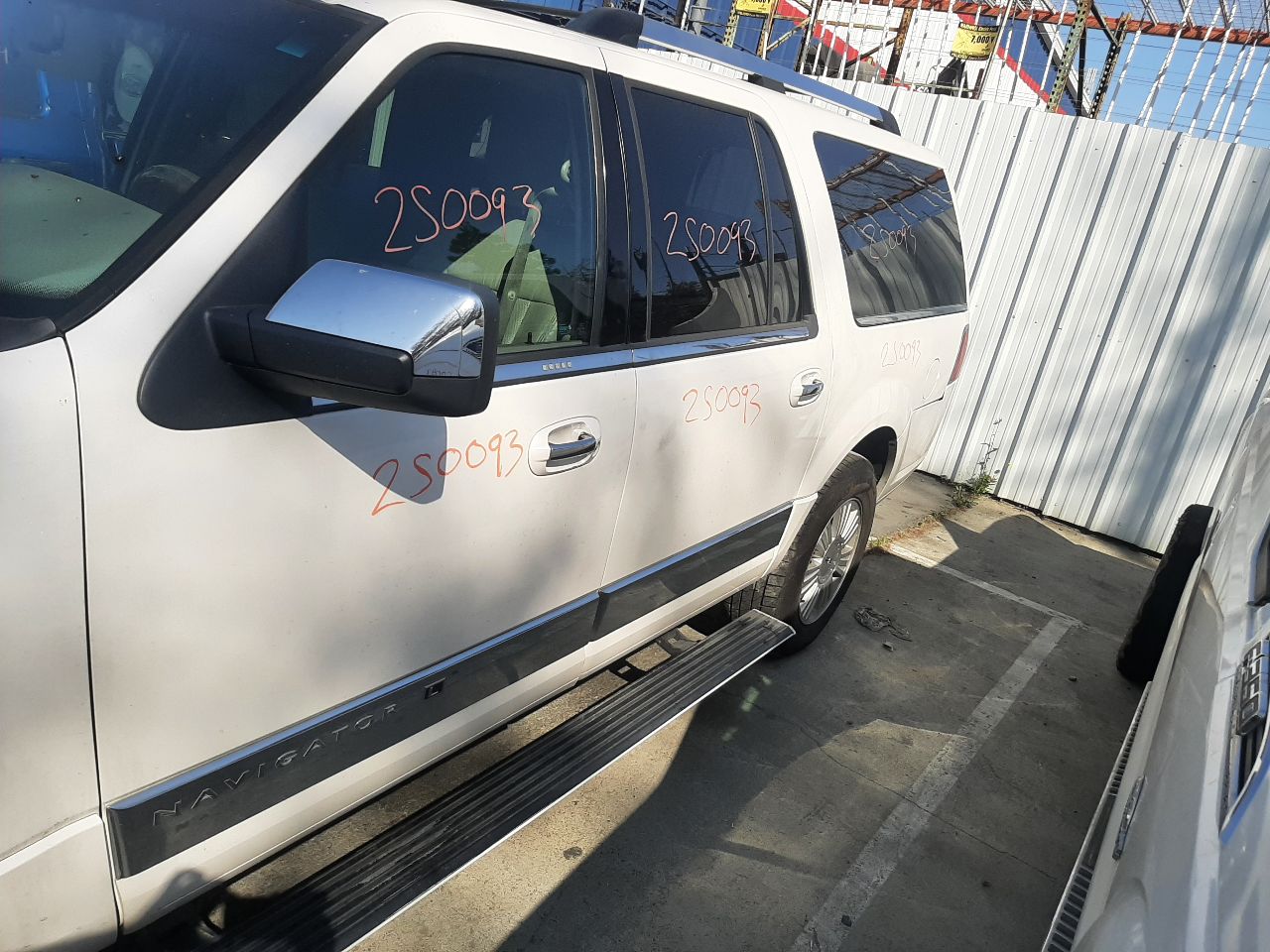 Vehicle/1401_04.jpg