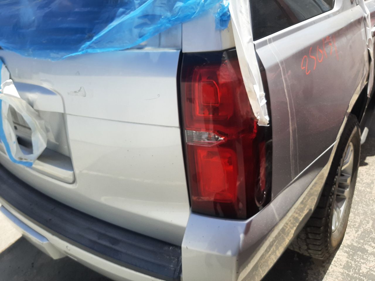 Vehicle/1441_06.jpg