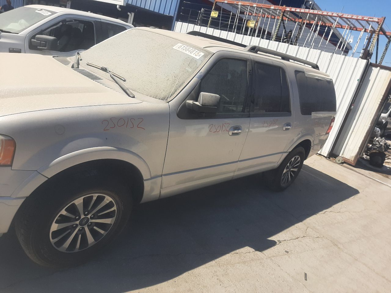 Vehicle/1464_04.jpg