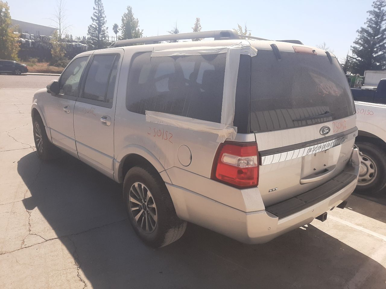 Vehicle/1464_05.jpg