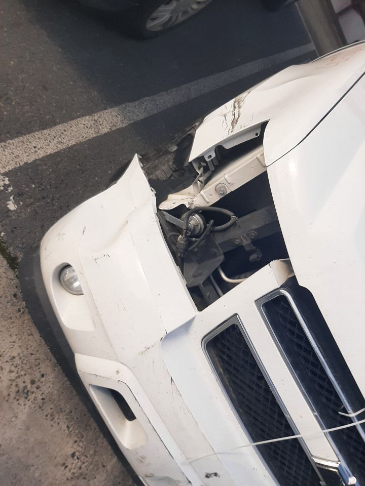 Vehicle/1491_09.jpg