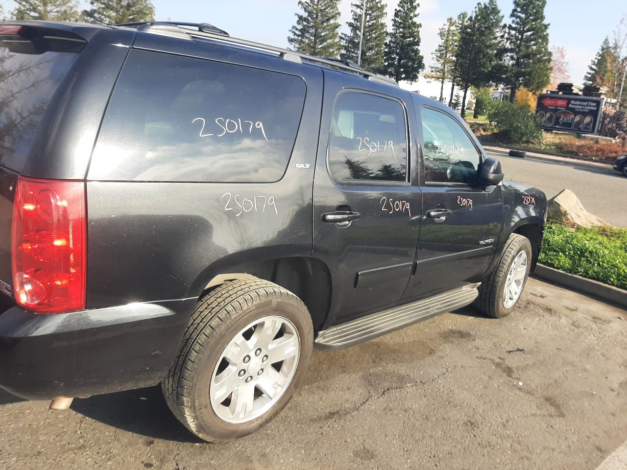 Vehicle/1494_08.jpg