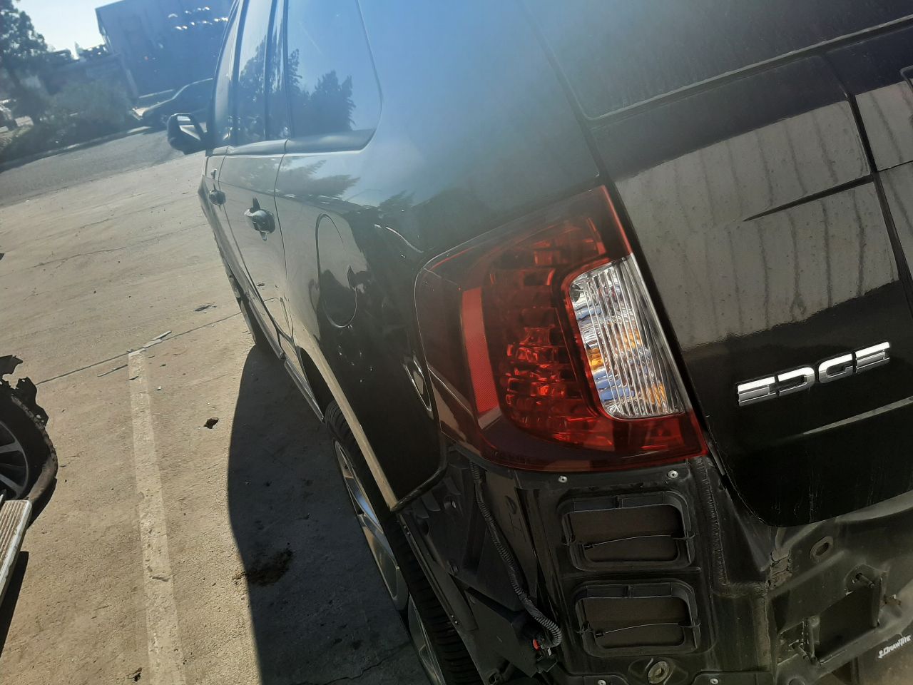 Vehicle/1558_11.jpg