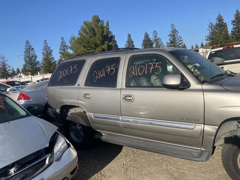 Vehicle/206_03.jpg