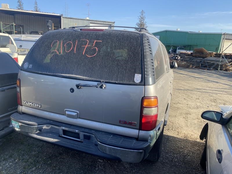 Vehicle/206_04.jpg