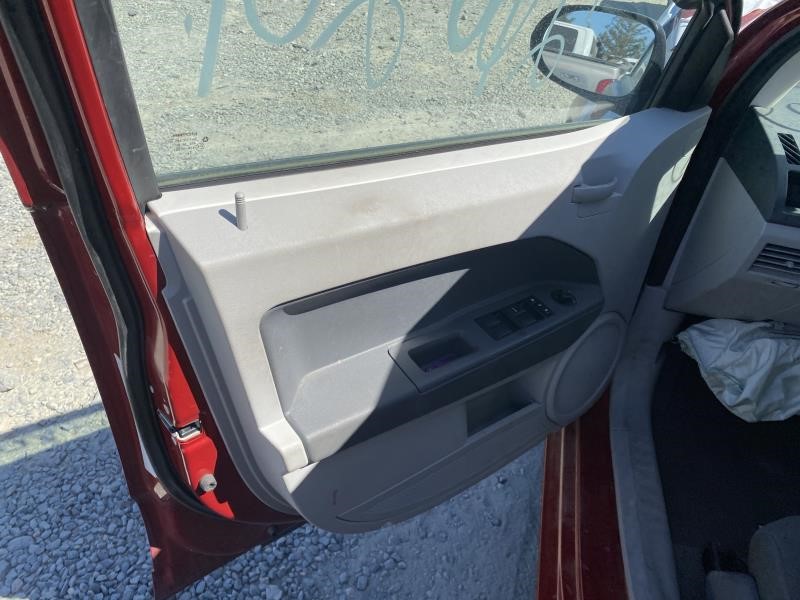 Vehicle/212_08.jpg