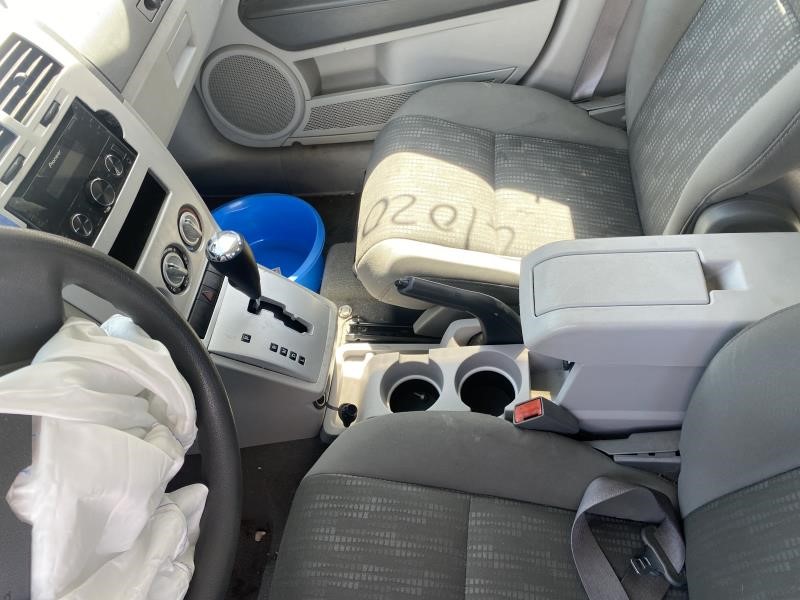Vehicle/212_10.jpg
