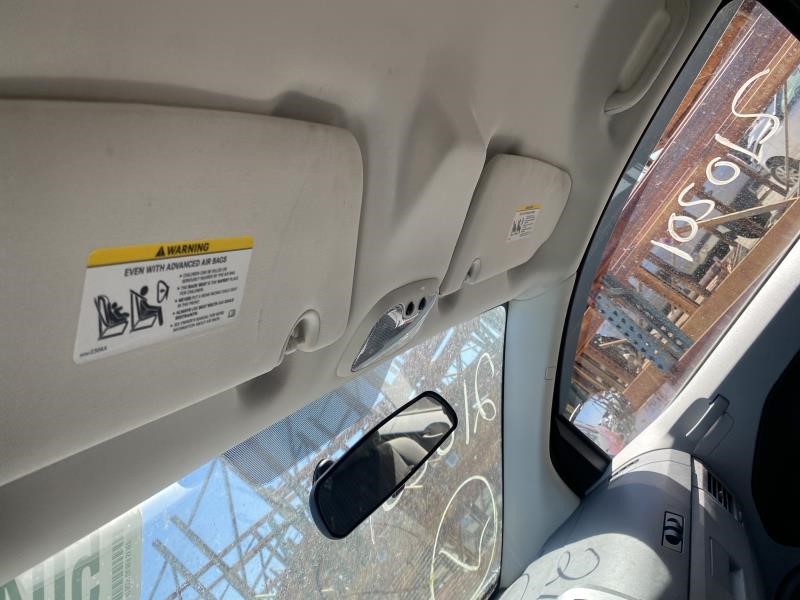 Vehicle/212_12.jpg