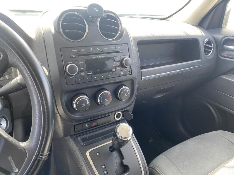 Vehicle/225_10.jpg