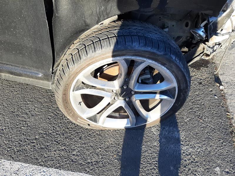 Vehicle/378_10.jpg