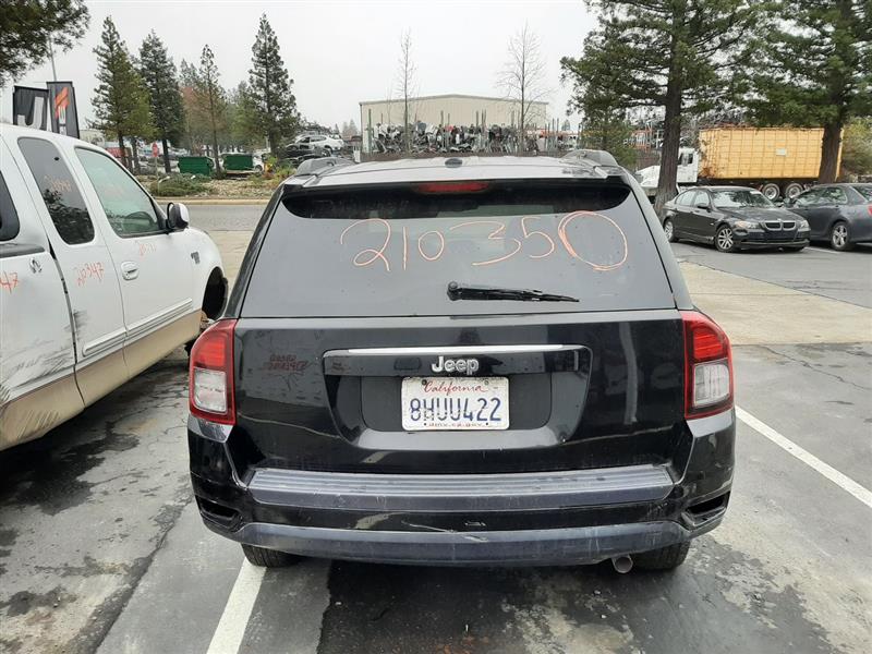 Vehicle/379_05.jpg