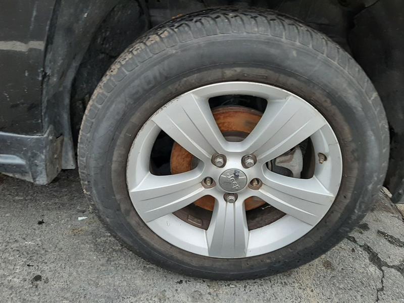 Vehicle/379_12.jpg