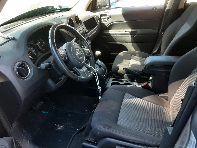 Vehicle/595_10.jpg