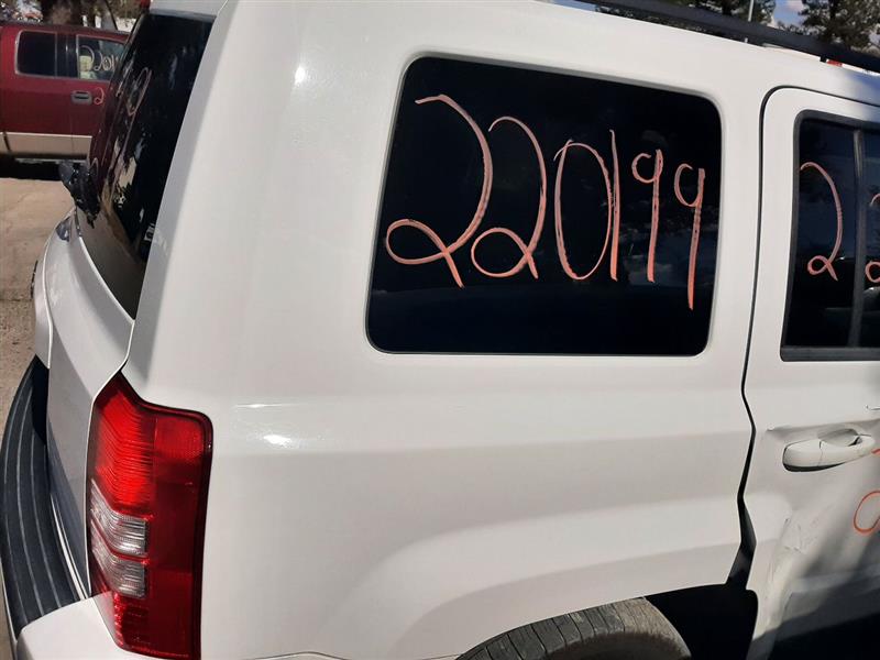 Vehicle/666_03.jpg