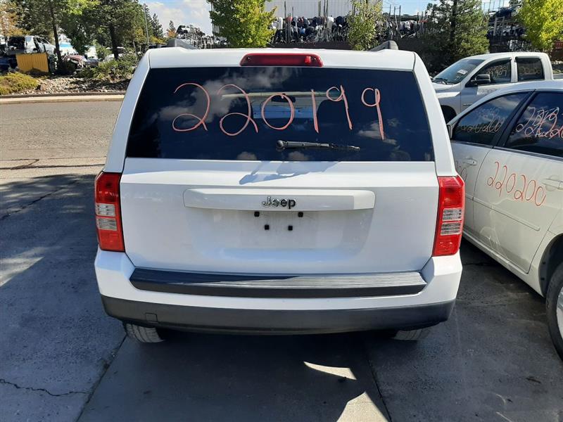 Vehicle/666_05.jpg