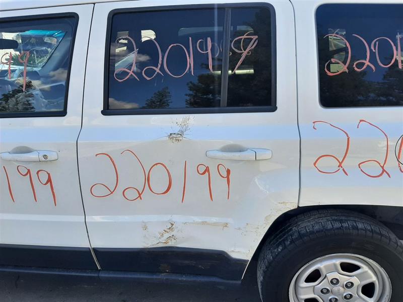 Vehicle/666_11.jpg