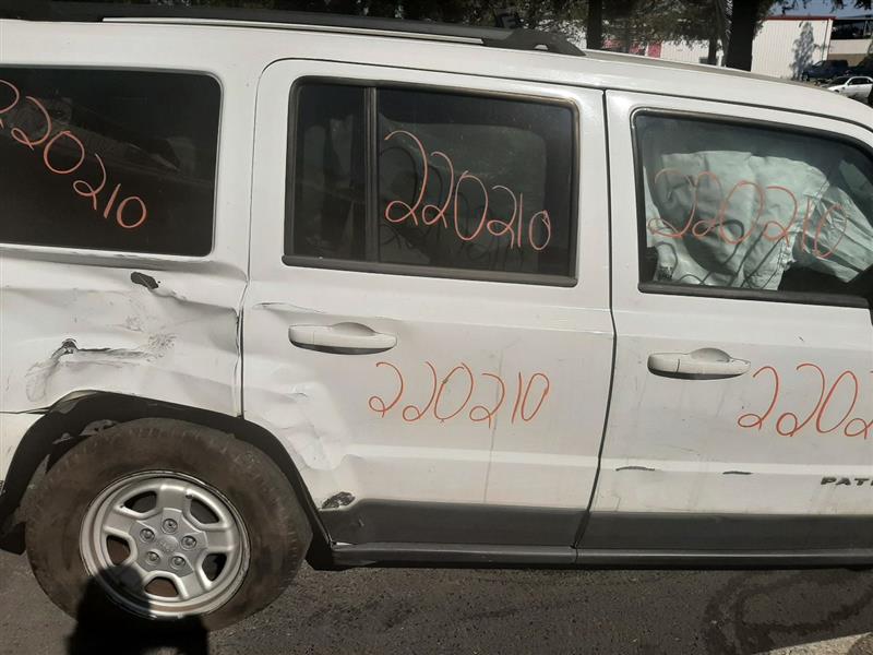 Vehicle/678_05.jpg