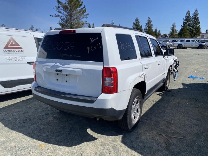 Vehicle/68_04.jpg