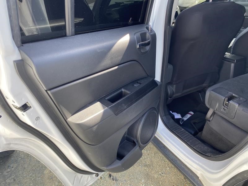 Vehicle/68_12.jpg