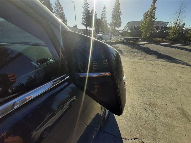 Vehicle/714_09.jpg