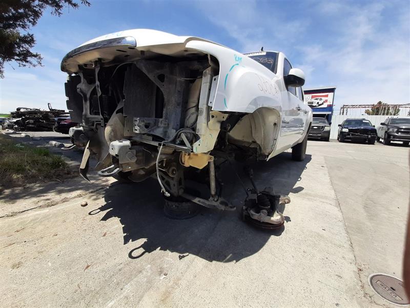 Vehicle/898_04.jpg