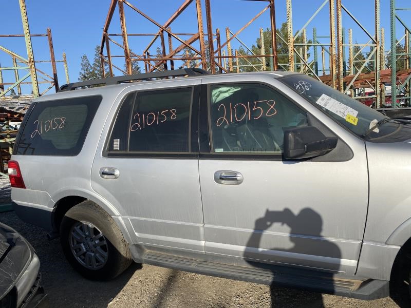 Vehicle/90_03.jpg