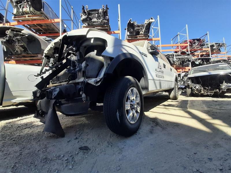 Vehicle/927_04.jpg