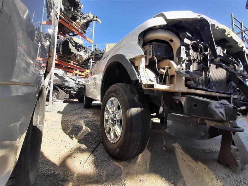 Vehicle/927_06.jpg
