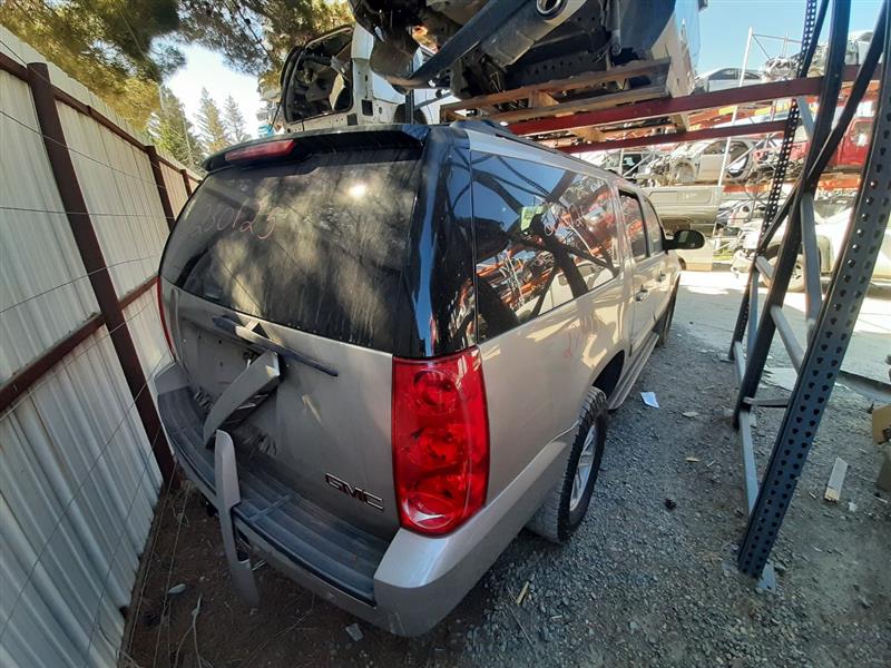 Vehicle/944_13.jpg