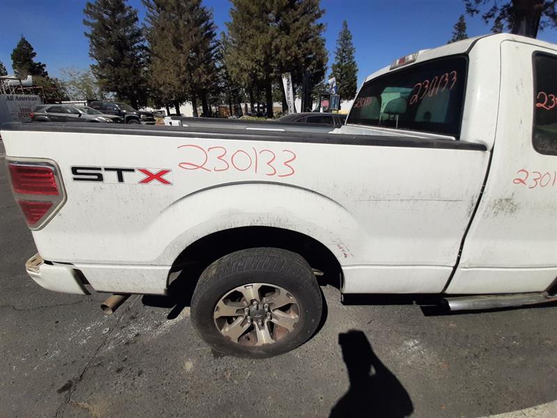 Vehicle/951_13.jpg